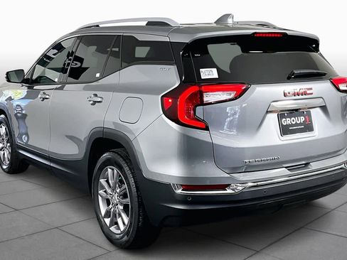 Used 2023 GMC Terrain SLT w/ Tech Package image 12