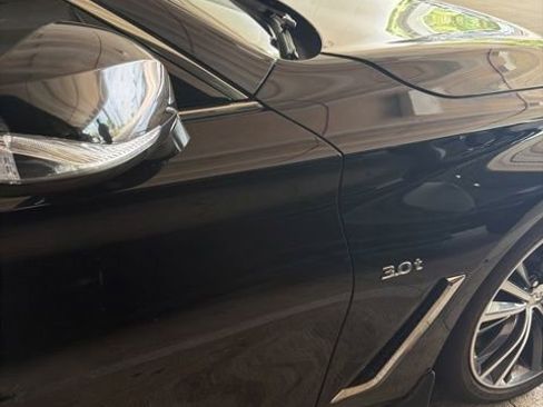 Used 2019 INFINITI Q60 3.0t Luxe w/ Essential Package RWD image 17