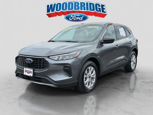 Used 2023 Ford Escape Active image 2