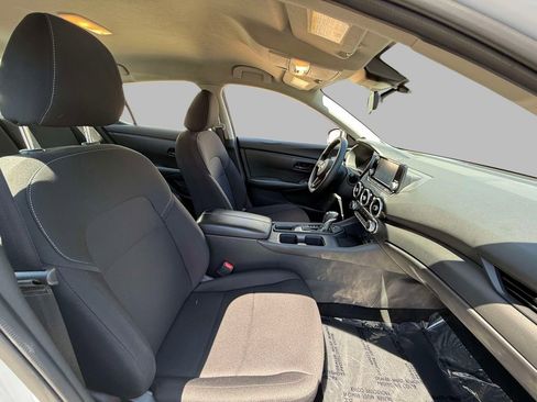 Used 2025 Nissan Sentra S FWD image 14