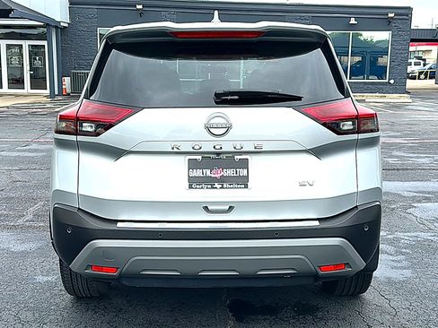 Used 2023 Nissan Rogue SV FWD image 7