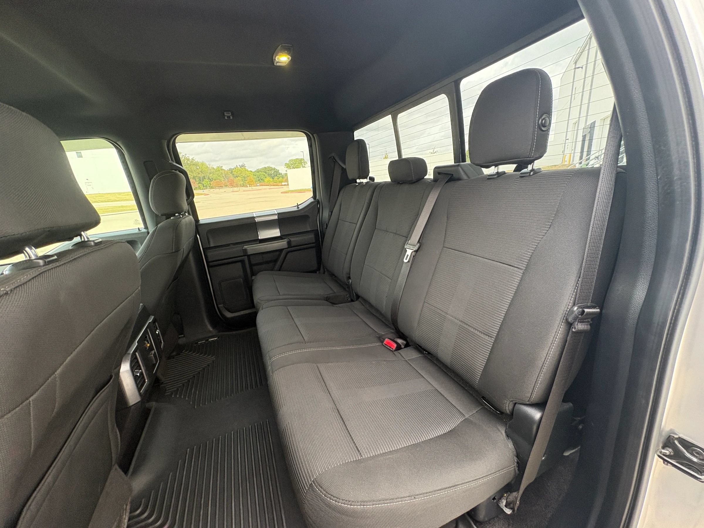 Used 2015 Ford F150 XLT w/ Equipment Group 302A Luxury RWD image 40