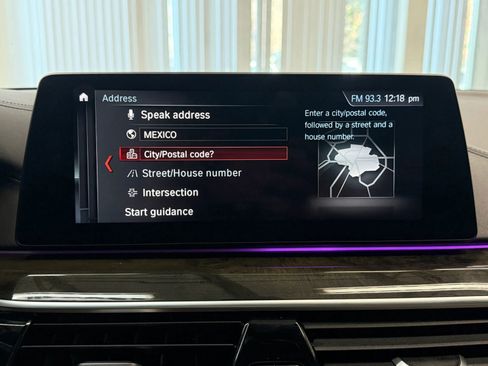 Used 2018 BMW 530i w/ Luxury Seating Package image 30