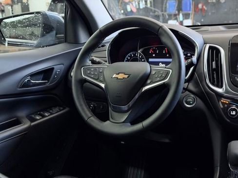 Used 2024 Chevrolet Equinox Premier AWD/4WD image 26