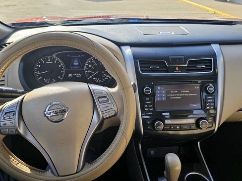 Used 2015 Nissan Altima 2.5 SL w/ Technology Package image 7