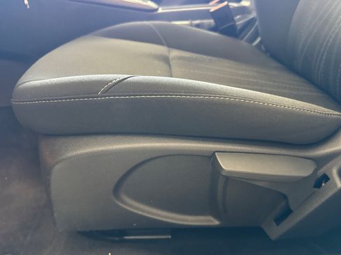Used 2017 Ford Focus SE FWD image 14