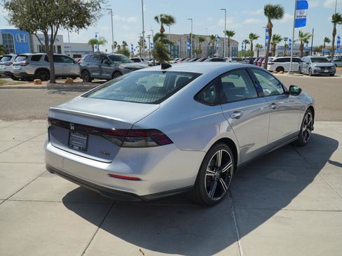Used 2026 Honda Accord SE image 10
