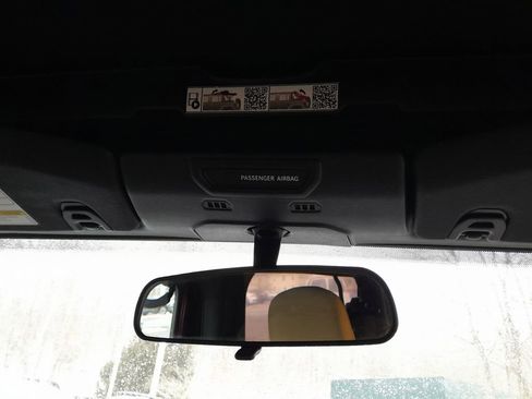 Used 2021 Jeep Wrangler Sport S image 36