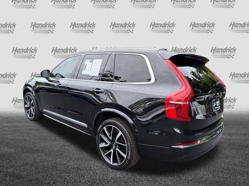 Certified 2023 Volvo XC90 B5 Plus AWD/4WD image 8