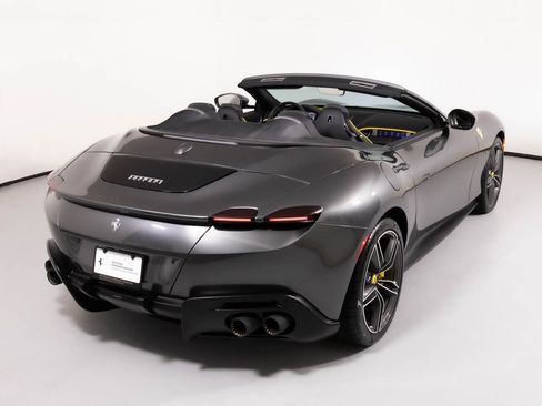 Used 2025 Ferrari Roma Spider image 2