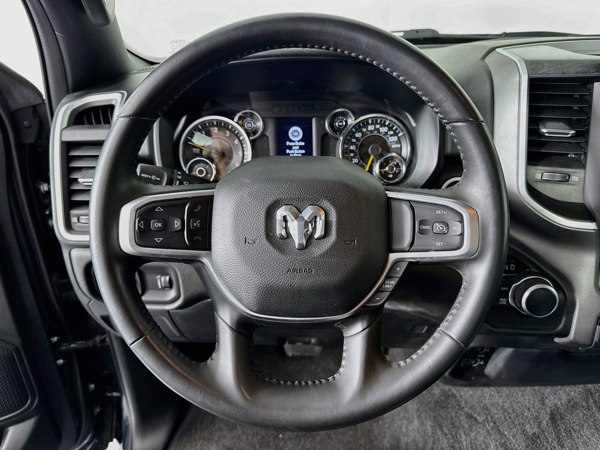 Used 2021 RAM 1500 Big Horn AWD/4WD image 11