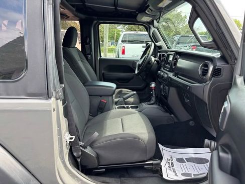 Used 2023 Jeep Wrangler Sport AWD/4WD image 24