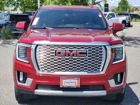 Used 2021 GMC Yukon XL Denali w/ Denali Premium Package AWD/4WD image 41