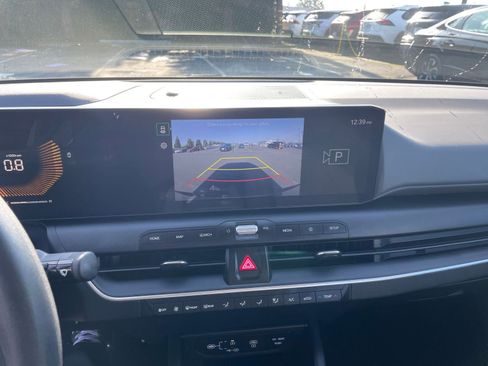 Used 2025 Kia K4 LXS image 22