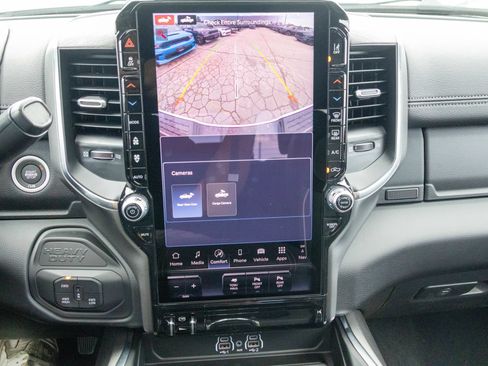 New 2027 RAM 2500 Laramie AWD/4WD image 20