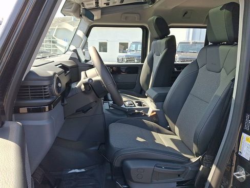 New 2026 INEOS Grenadier image 6