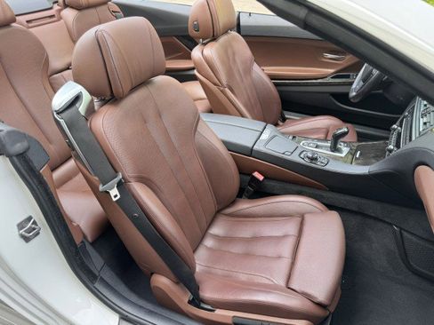 Used 2012 BMW 650i xDrive Convertible AWD/4WD image 36