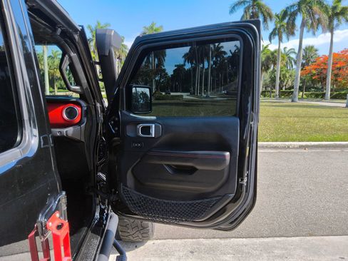 Used 2020 Jeep Gladiator Rubicon AWD/4WD image 35