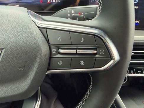New 2026 Chevrolet Traverse LT w/ Midnight/Sport Edition FWD image 19