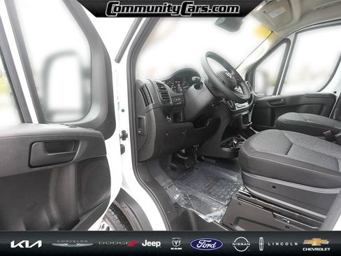 Used 2025 RAM ProMaster 2500 w/ Upfitter's Prep Package image 12
