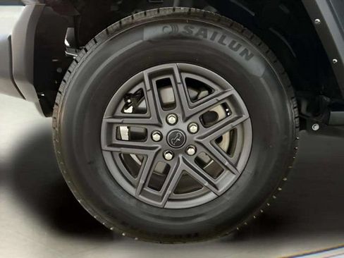 Used 2024 Jeep Wrangler Unlimited Sport AWD/4WD image 96