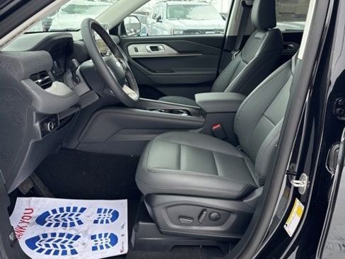 New 2026 Ford Explorer Active w/ Active Comfort Package AWD/4WD image 25