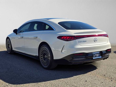 Used 2022 Mercedes-Benz EQS 450+ Sedan image 5