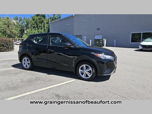Used 2023 Nissan Kicks S FWD image 36