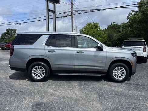 Used 2025 Chevrolet Tahoe LT AWD/4WD image 2