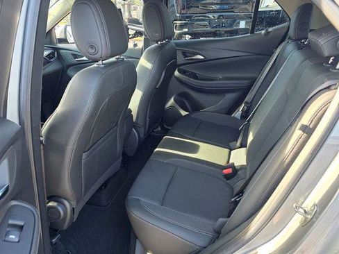 Used 2023 Buick Encore GX Preferred FWD image 11