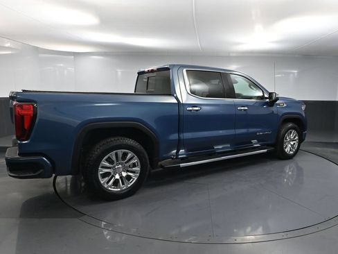 Used 2025 GMC Sierra 1500 Denali w/ Technology Package AWD/4WD image 6