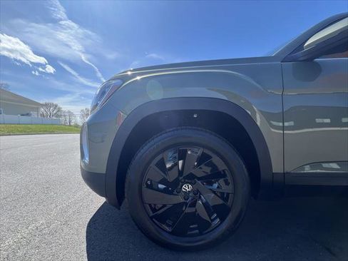 New 2026 Volkswagen Atlas SE AWD/4WD image 10