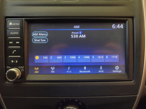 Used 2019 Nissan Versa Note SV FWD image 25