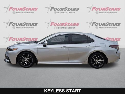 Used 2024 Toyota Camry SE FWD image 8