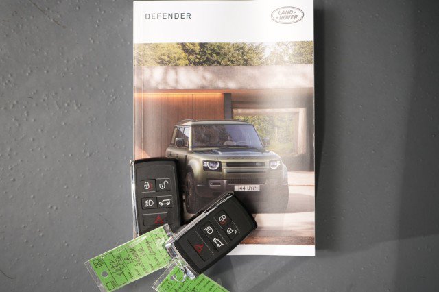 Used 2026 Land Rover Defender 110 X-Dynamic SE AWD/4WD image 66