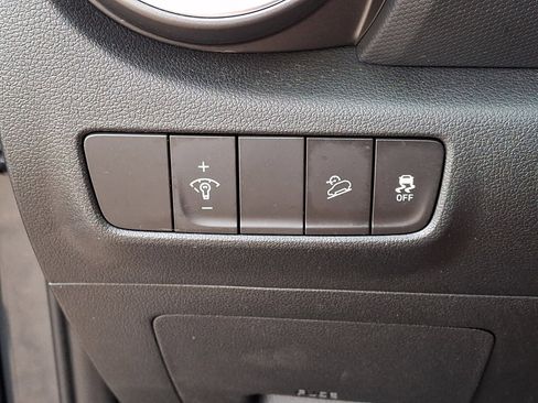 Certified 2023 Hyundai Kona SEL AWD/4WD image 26