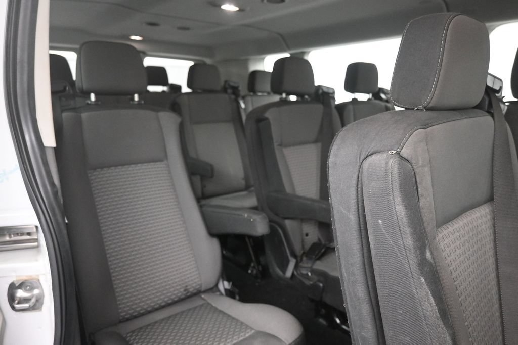 Used 2024 Ford Transit 350 XLT RWD image 7