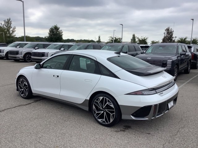 Certified 2023 Hyundai Ioniq 6 SEL RWD image 3