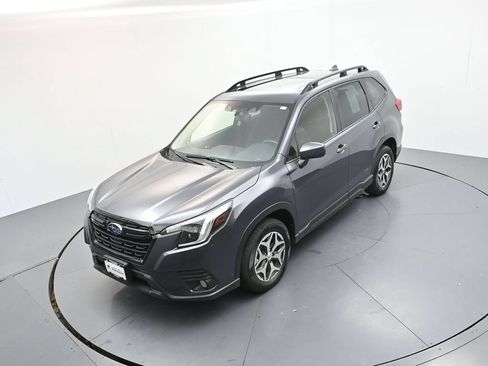Used 2023 Subaru Forester Premium AWD/4WD image 29