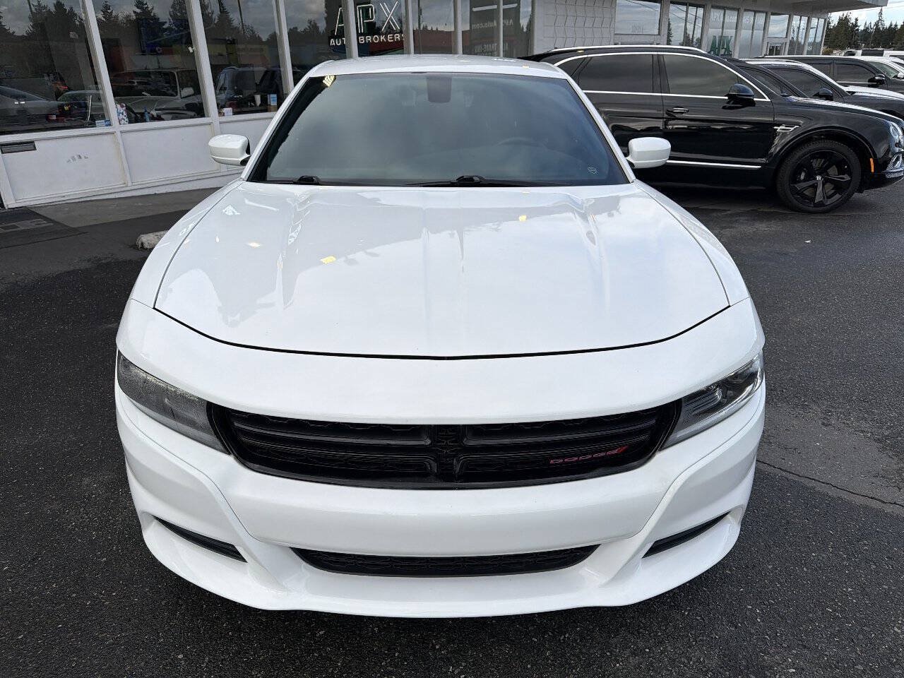 Used 2020 Dodge Charger SXT RWD image 10