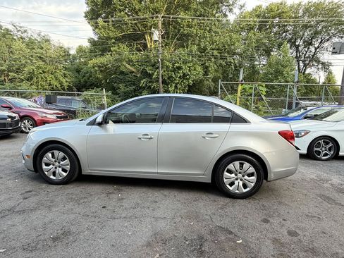 Used 2015 Chevrolet Cruze LT FWD image 7