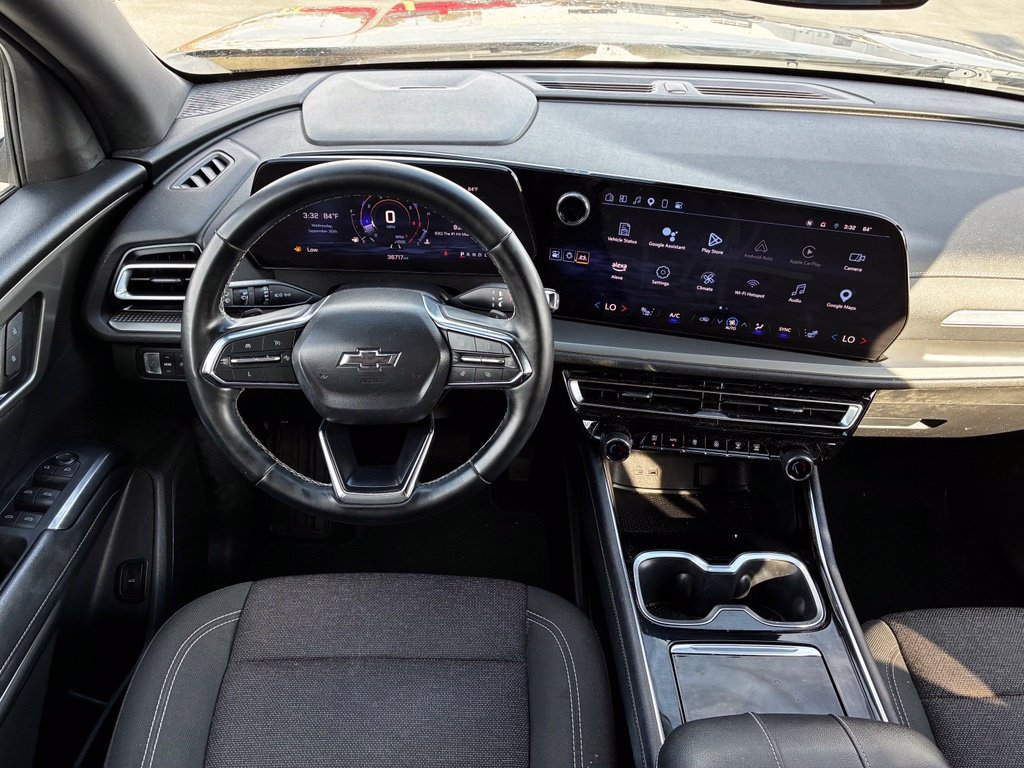 Used 2024 Chevrolet Traverse LS w/ Midnight/Sport Edition FWD image 17
