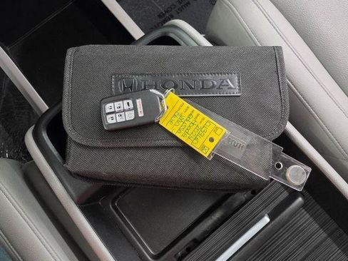Used 2024 Honda Odyssey EX-L image 35