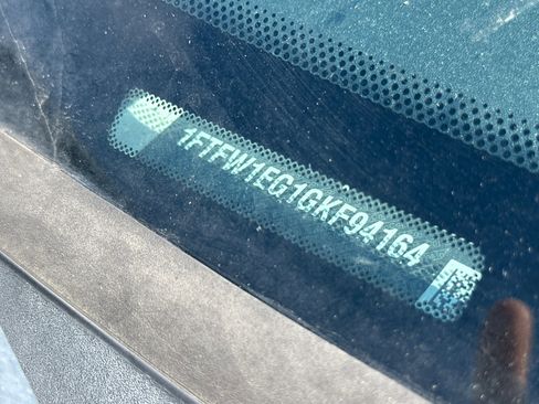 Used 2016 Ford F150 XLT w/ Equipment Group 302A Luxury image 3