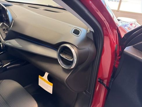 New 2026 Chevrolet Trax LT w/ Driver Confidence Package FWD image 21