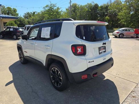 Used 2023 Jeep Renegade Trailhawk AWD/4WD image 4