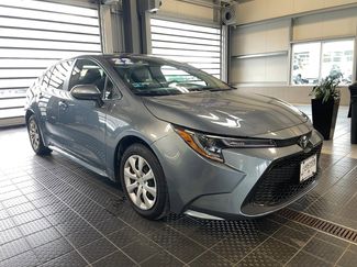 Used 2022 Toyota Corolla LE video 1