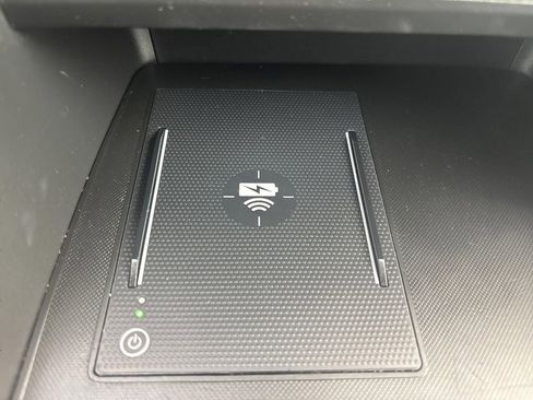 Used 2025 Honda Pilot EX-L image 23