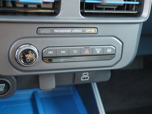 New 2025 Ford Maverick XLT w/ XLT Luxury Package image 20