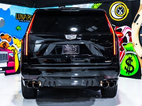 Used 2024 Cadillac Escalade V AWD/4WD image 44